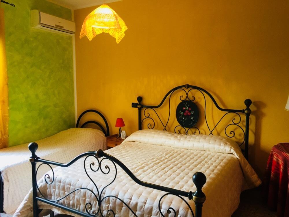B&B Il Tulipano Sul Lago Colle di Tora Exterior foto